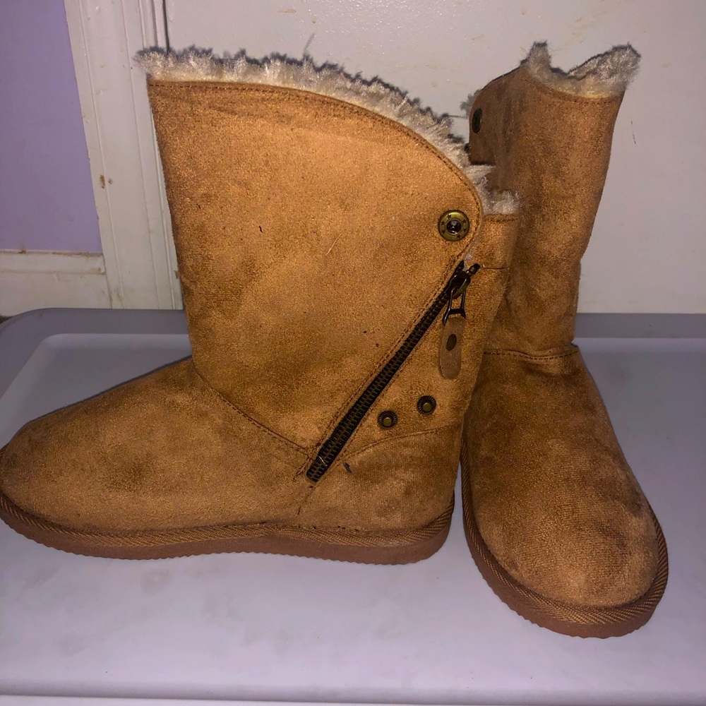 Winter boots